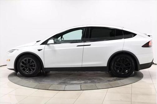 2022 Tesla Model X Plaid