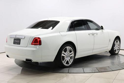 2015 Rolls-Royce Ghost Series II Sedan 4D