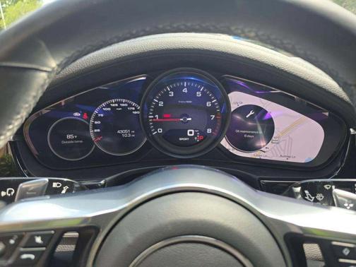 Gentian Blue Metallic 2020 Porsche Panamera 4