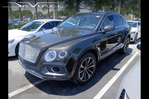 Black 2018 Bentley Bentayga W12 Signature