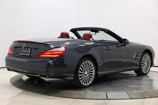 2015 Mercedes-Benz SL-Class SL 550 Roadster 2D