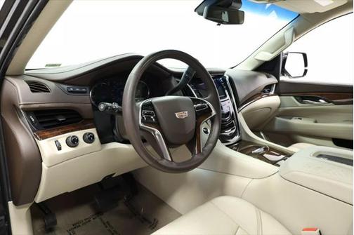 2017 Cadillac Escalade Sport