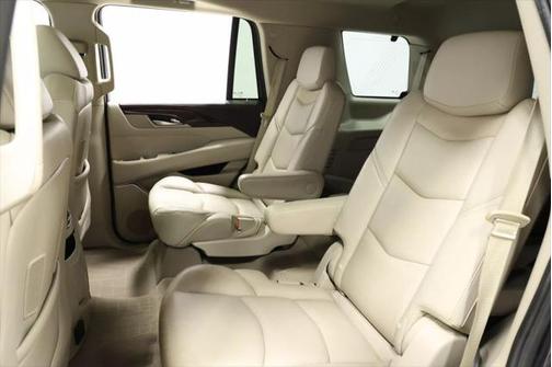 2017 Cadillac Escalade Sport