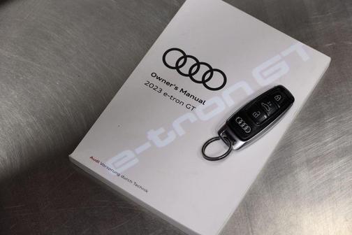 2023 Audi RS e-tron GT quattro