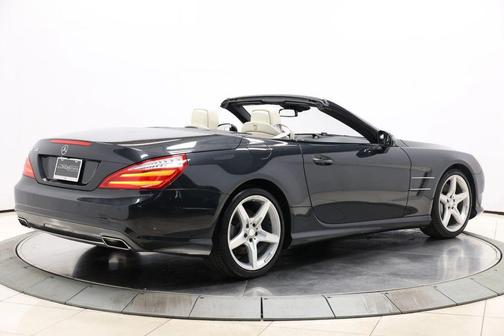 2014 Mercedes-Benz SL-Class SL 550 Roadster 2D