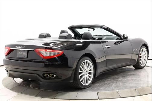 2013 Maserati GranTurismo Base