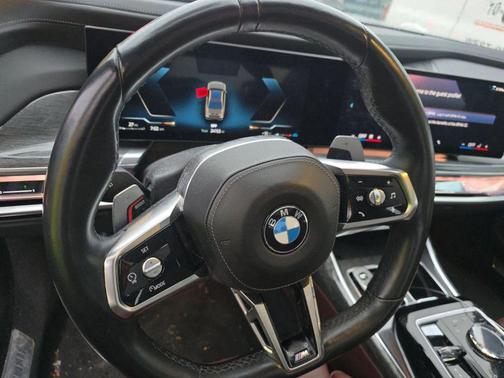 Oxide Grey Metallic 2023 BMW 740 i