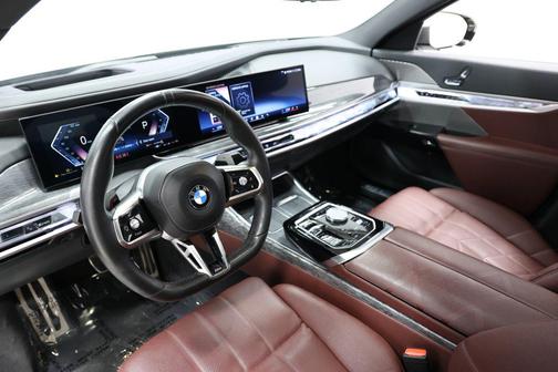 Oxide Grey Metallic 2023 BMW 740 i
