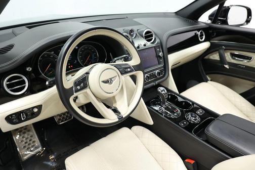 Black 2017 Bentley Bentayga W12