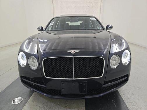 Dark Sapphire Metallic 2016 Bentley Flying Spur V8