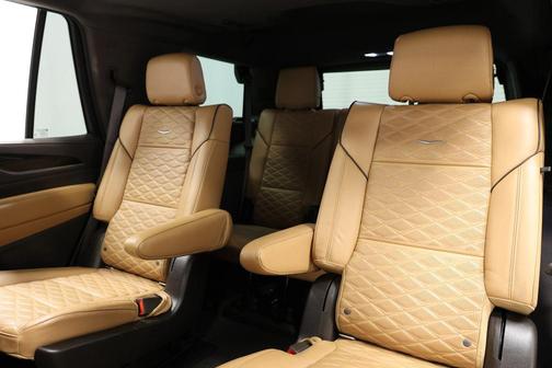 Crystal White Tricoat 2021 Cadillac Escalade Sport