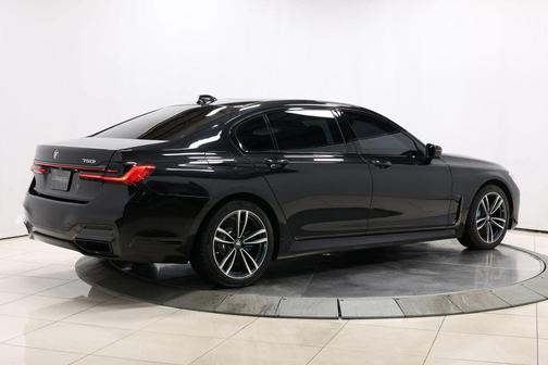 2022 BMW 750 i xDrive