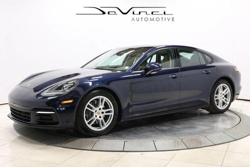 2018 Porsche Panamera 4