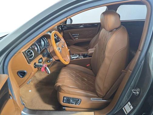 2014 Bentley Flying Spur Base