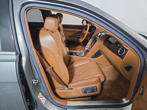 2014 Bentley Flying Spur Base