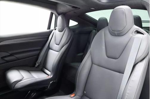 2022 Tesla Model X Plaid Tri Motor All-Wheel Drive