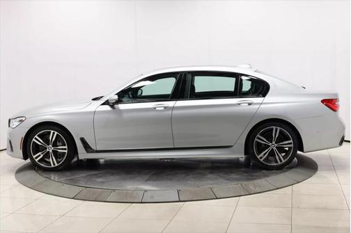 2017 BMW 750 I