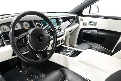 2017 Rolls-Royce Ghost Series II Sedan 4D