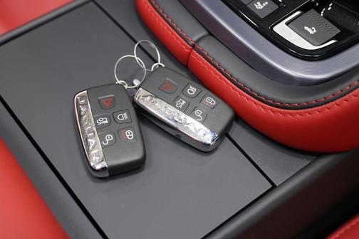 2023 Jaguar F-TYPE R AWD Automatic