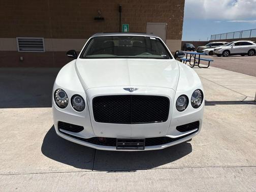 White 2018 Bentley Flying Spur W12 S Sedan 4D