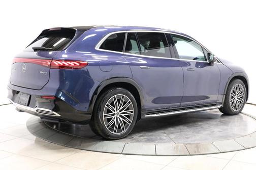 Twilight Blue Metallic 2023 Mercedes-Benz EQS 580 4MATIC