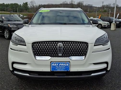 2023 Lincoln Aviator STANDARD