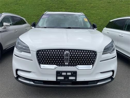 2023 Lincoln Aviator STANDARD