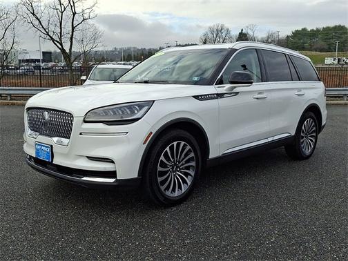 2023 Lincoln Aviator STANDARD