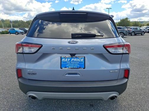 ICED BLUE SILVER METALLIC 2022 Ford Escape SEL