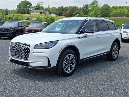 2023 Lincoln Corsair STANDARD