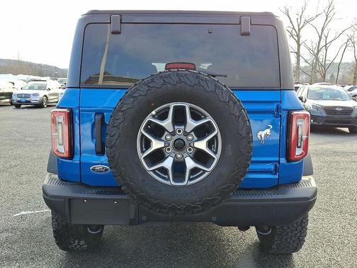 Velocity Blue Metallic 2025 Ford Bronco Badlands