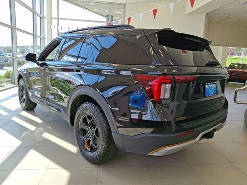AGATE BLACK METALLIC 2026 Ford Explorer TREMOR
