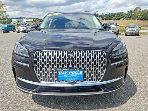 Infinite Black Metallic Clearcoat 2023 Lincoln Corsair Standard