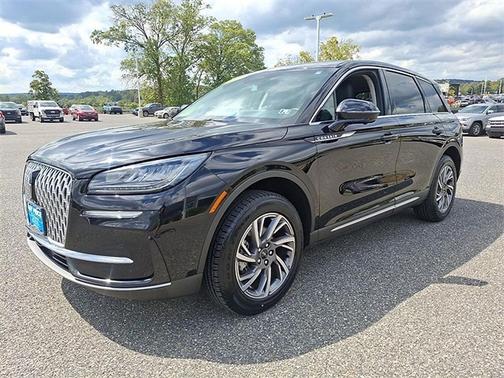 Infinite Black Metallic Clearcoat 2023 Lincoln Corsair Standard