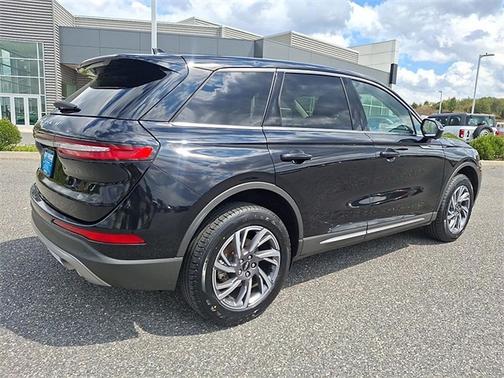 Infinite Black Metallic Clearcoat 2023 Lincoln Corsair Standard