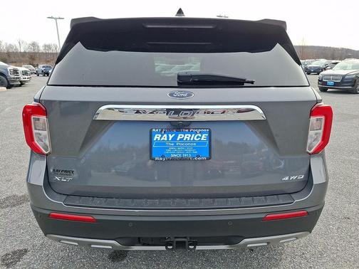 Carbonized Gray Metallic 2023 Ford Explorer XLT