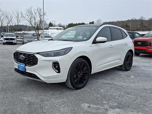 2023 Ford Escape ST-LINE ELITE