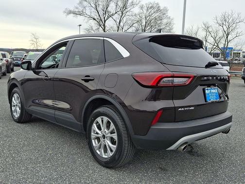 CINNABAR RED METALLIC PC 2023 Ford Escape ACTIVE