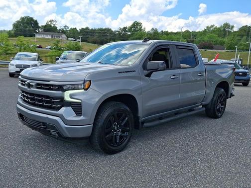 Sterling Gray Metallic 2024 Chevrolet Silverado 1500 RST