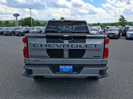 Sterling Gray Metallic 2024 Chevrolet Silverado 1500 RST