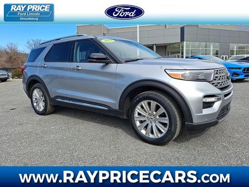 ICONIC SILVER METALLIC 2023 Ford Explorer LIMITED