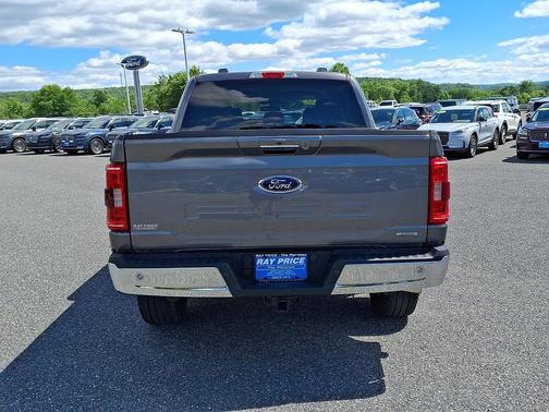 Carbonized Gray Metallic 2022 Ford F-150 XLT