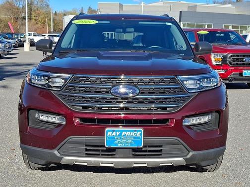 Burgundy Velvet Tinted Clearcoat 2022 Ford Explorer XLT