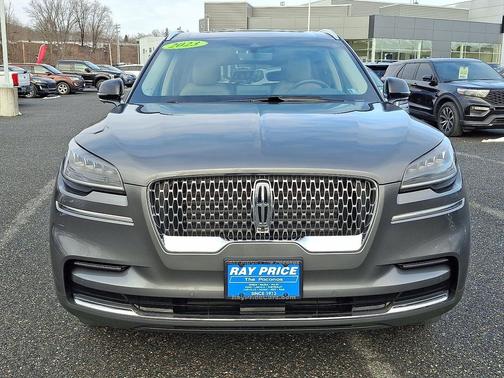 Asher Gray Metallic Clearcoat 2023 Lincoln Aviator Reserve AWD