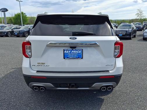 Star White Metallic Tri-Coat 2021 Ford Explorer Platinum