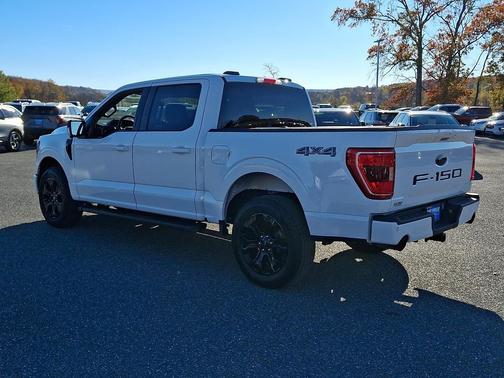 Oxford White 2023 Ford F-150 XLT