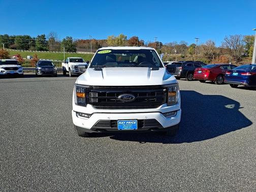 Oxford White 2023 Ford F-150 XLT