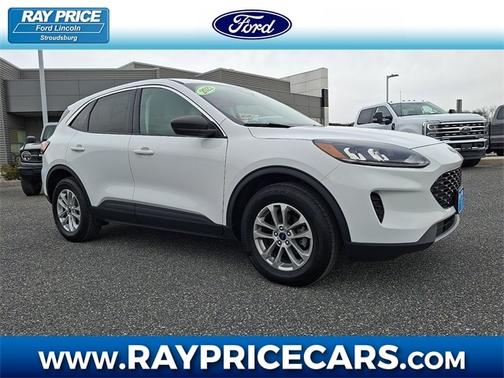 OXFORD WHITE 2022 Ford Escape SE