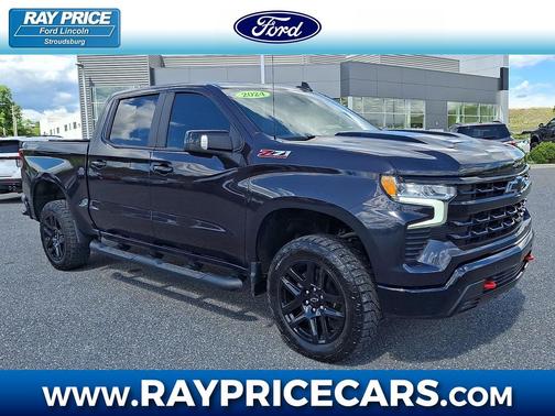 Dark Ash Metallic 2024 Chevrolet Silverado 1500 LT Trail Boss