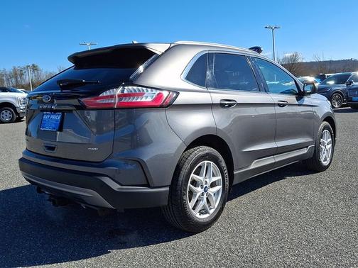 CARBONIZED GRAY 2022 Ford Edge SEL